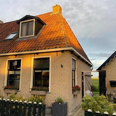Vakantiehuis In Friesland Voor De Hele Familie Huns Exterior photo